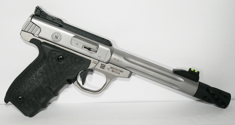 S&W 22 Victory_3